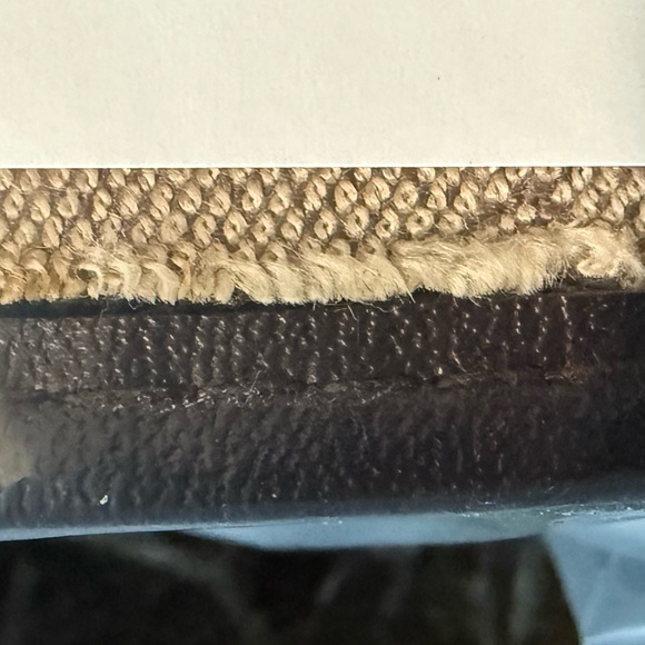 SILVER SAFEKEEPER Travel Toiletry Bags (2) - Picture 16 of 16